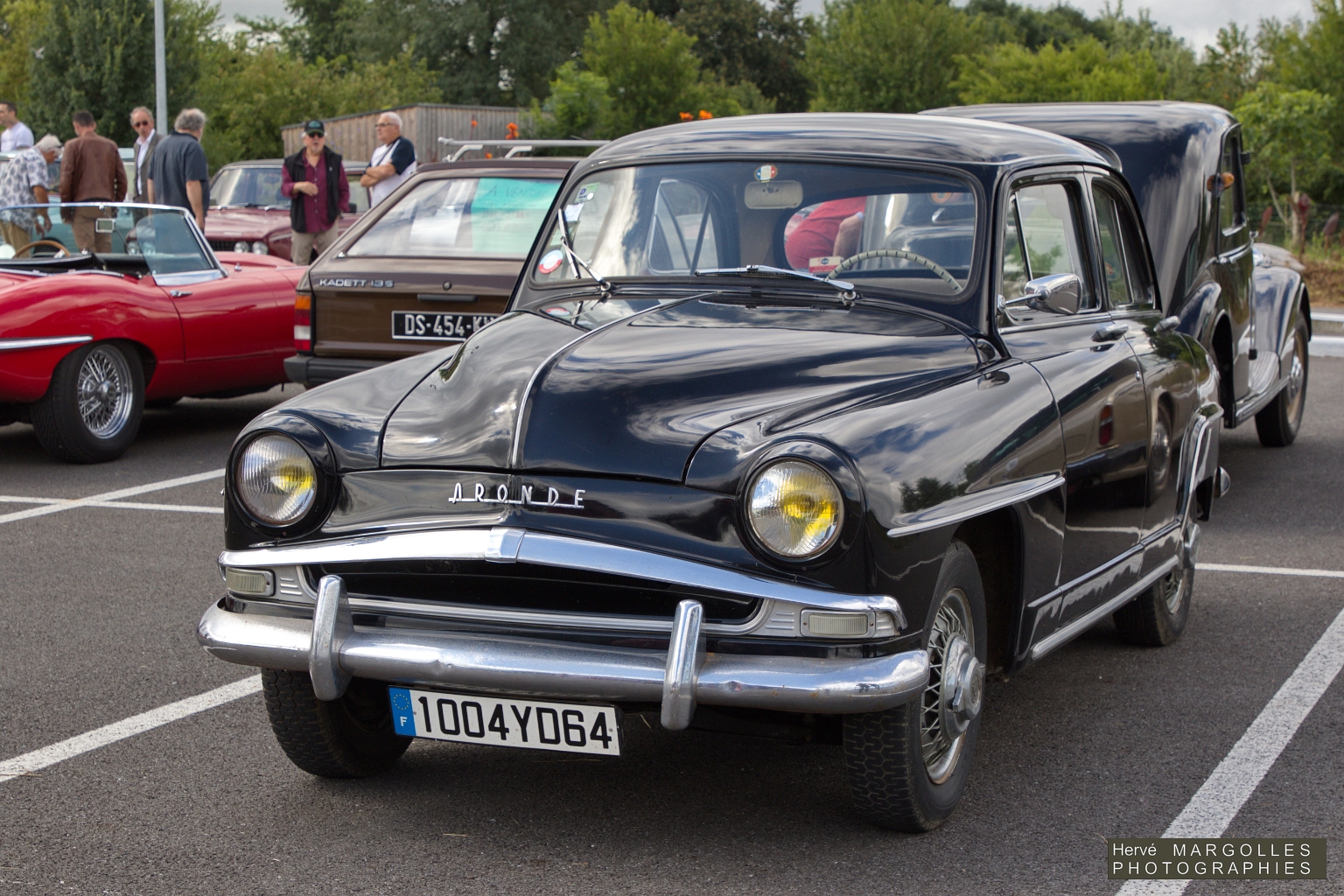 Simca Aronde.jpg